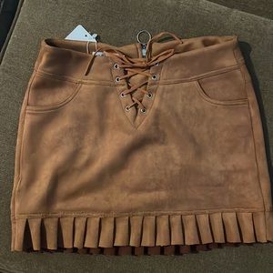 Dark Tan Suede-Like Mini Skort, Size L, NWT